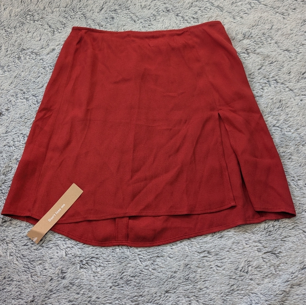 NEW Reformation Red Mini Skirt Margot with Slit Size 6 - Picture 3 of 8